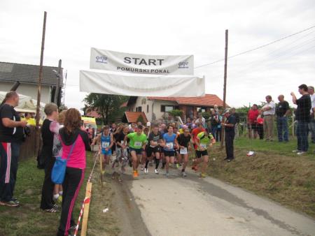 18. tradicionalna prireditev Pozdrav jeseni in 12. mednarodni tek prijateljstva Razkrižje-Štrigova 57